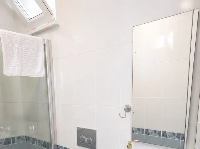 Room thumbnail